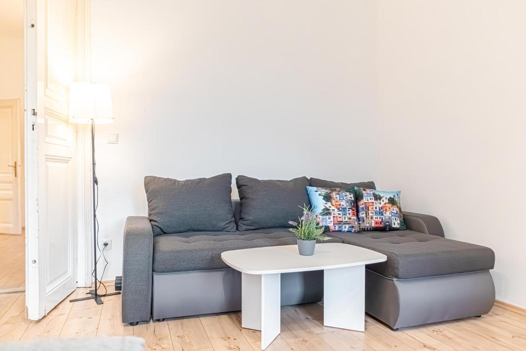 Appartement Attractive 2br Near Akh Ideal For Longstays *